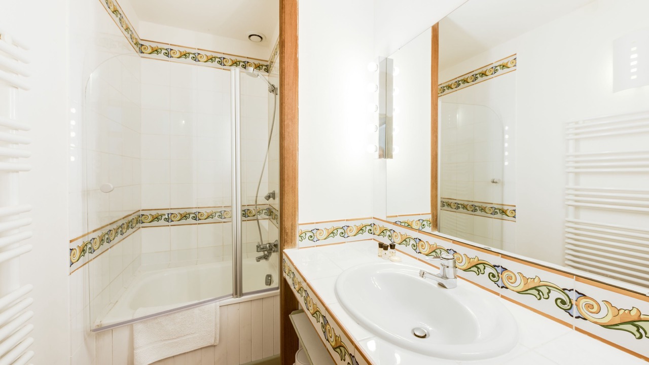 Photo of Bedroom in Moulins Engilbert