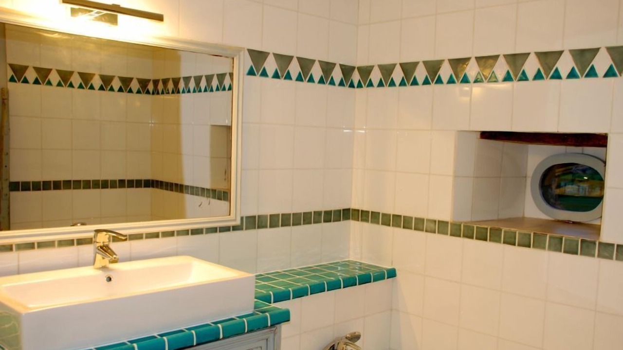 Photo of Bathroom in Moulins Engilbert
