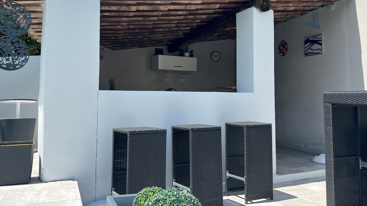 Photo of Patio Balcony in Mazan