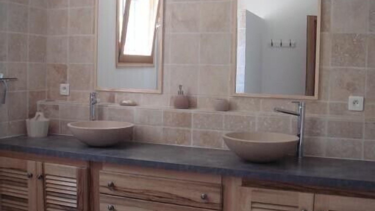 Photo of Bathroom in Mormoiron