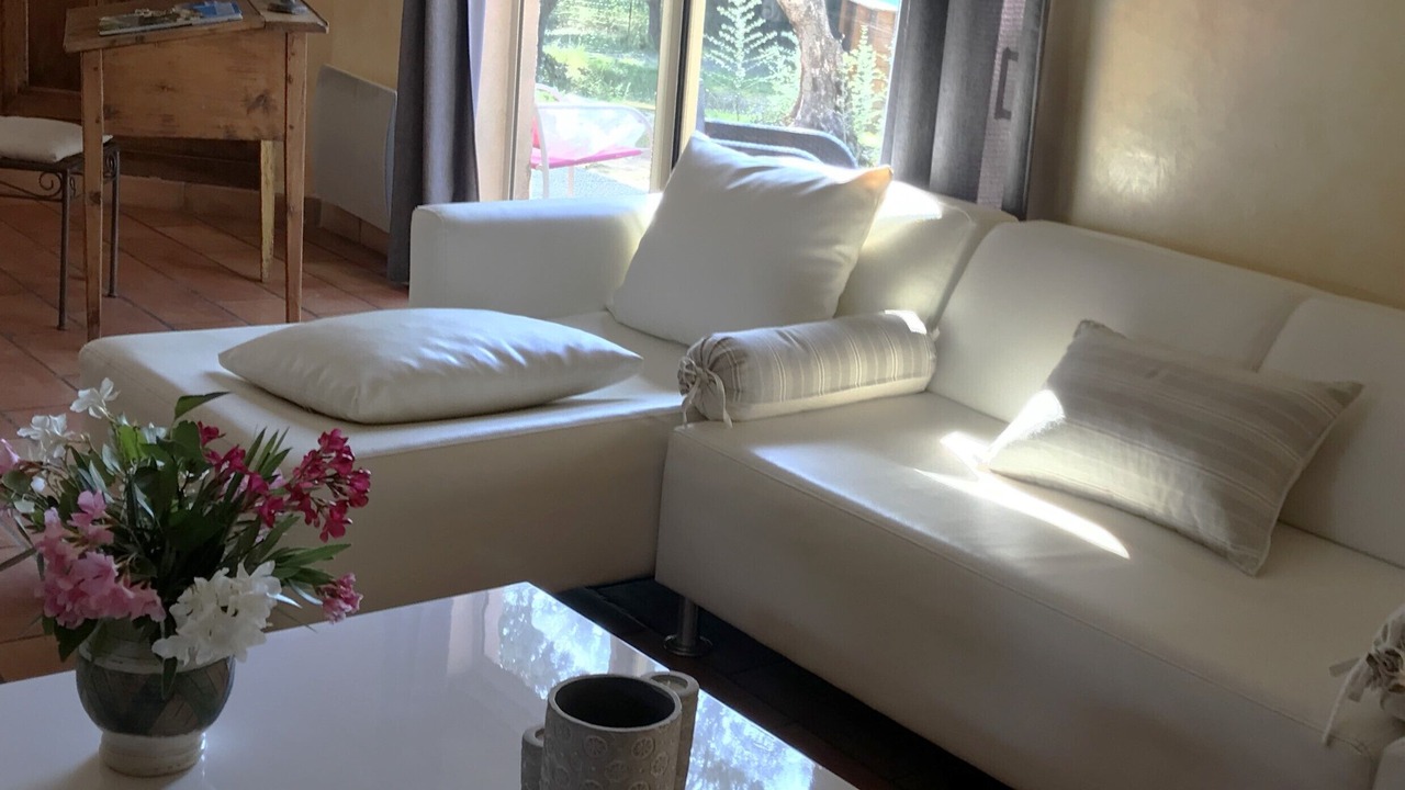 Photo of Livingroom in Saint-Pierre-de-Vassols