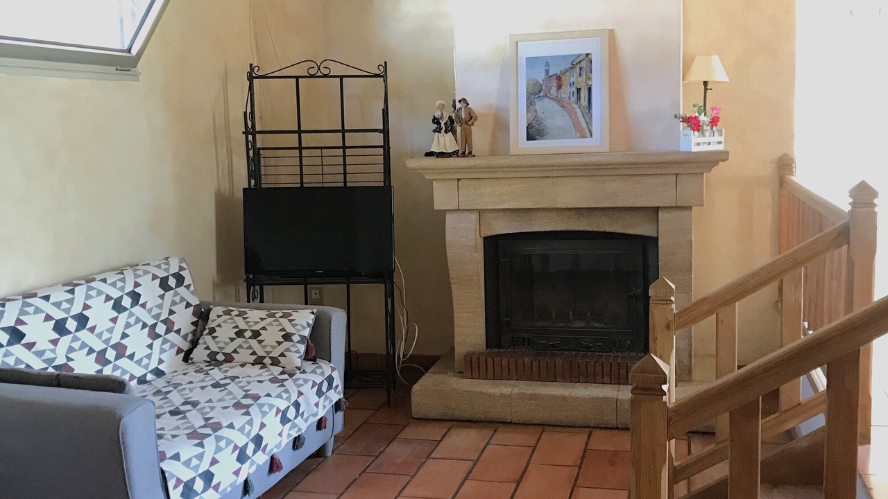 Photo of Livingroom in Saint-Pierre-de-Vassols