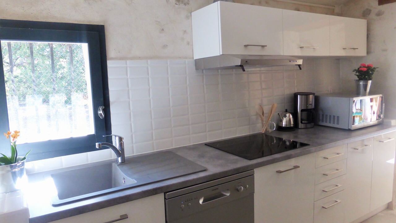 Photo of Kitchen in Entrechaux