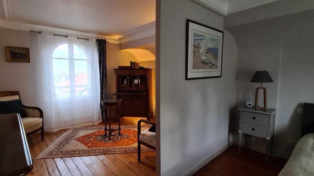Photo of Bedroom in Chatenay-Malabry