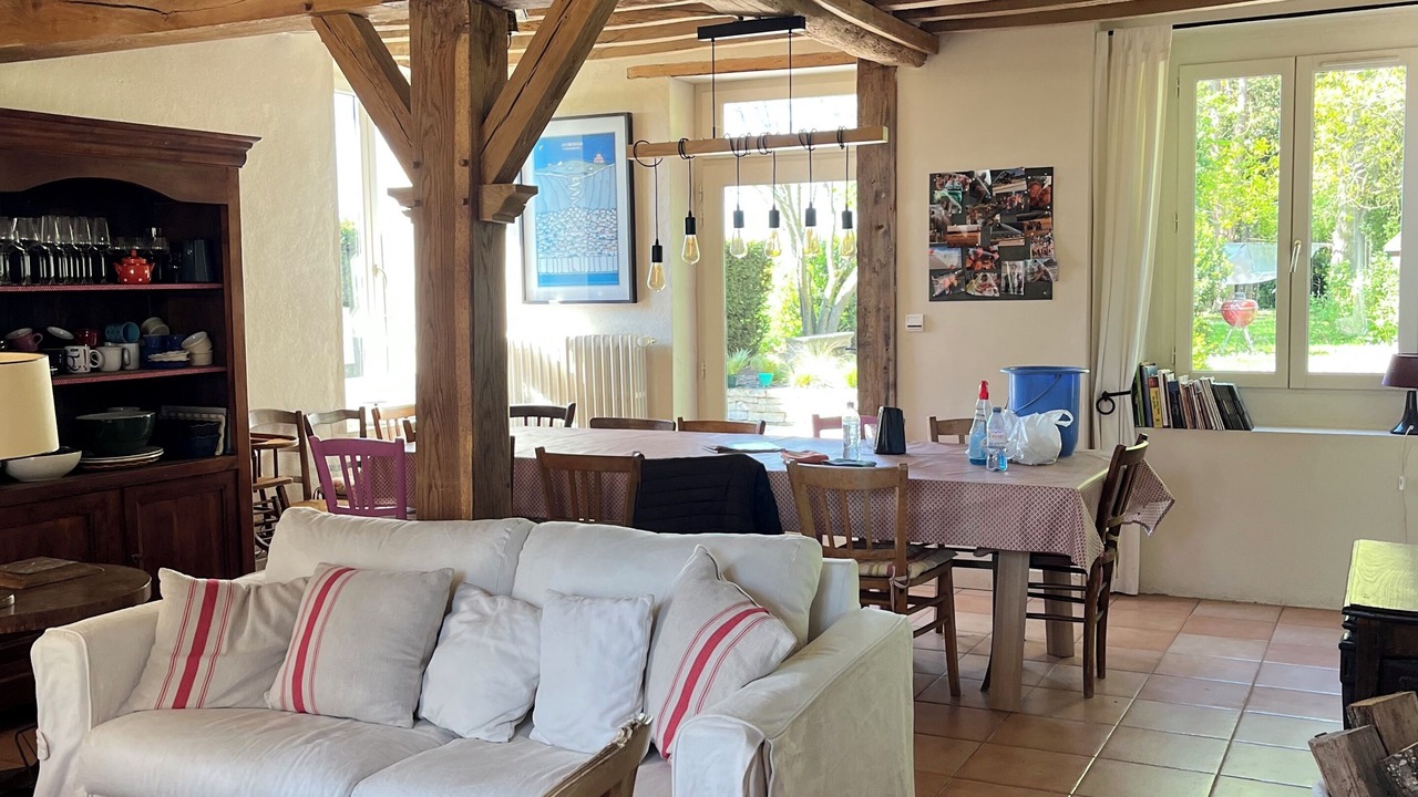 Photo of Livingroom in Druyes-les-Belles-Fontaines