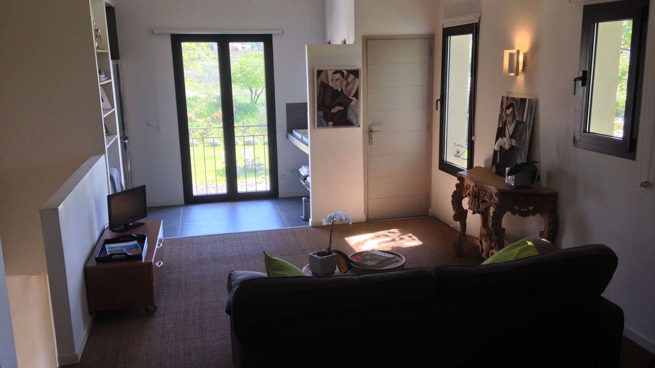 Photo of Livingroom in Cairanne