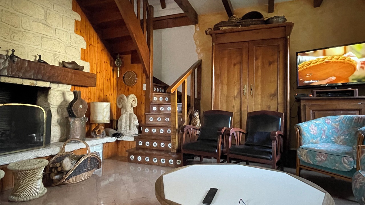 Photo of Livingroom in Saint-Jacques-des-Blats