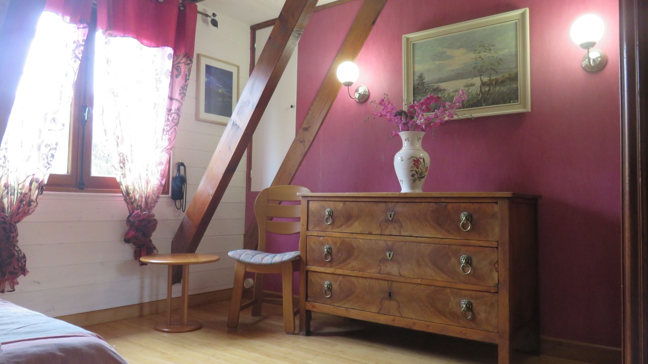 Photo of Bedroom in Saint-Jacques-des-Blats