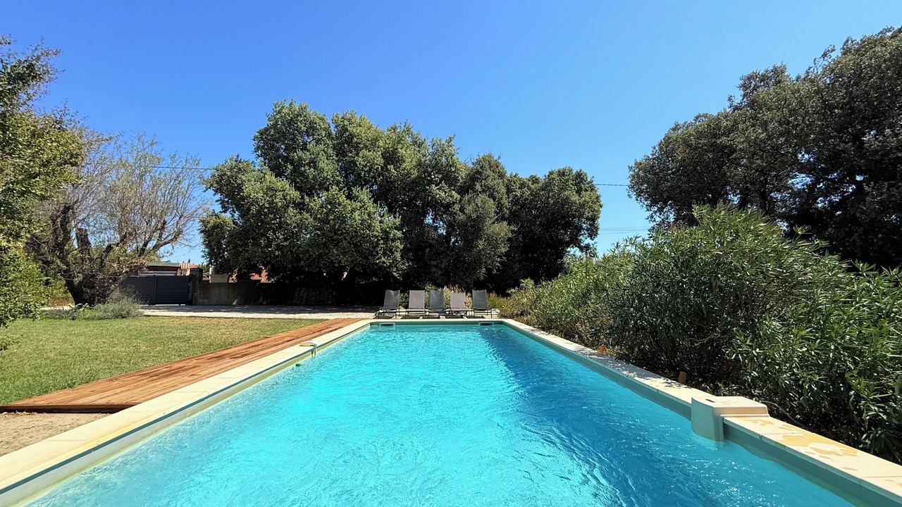 Photo of Outdoor in Suze-la-Rousse