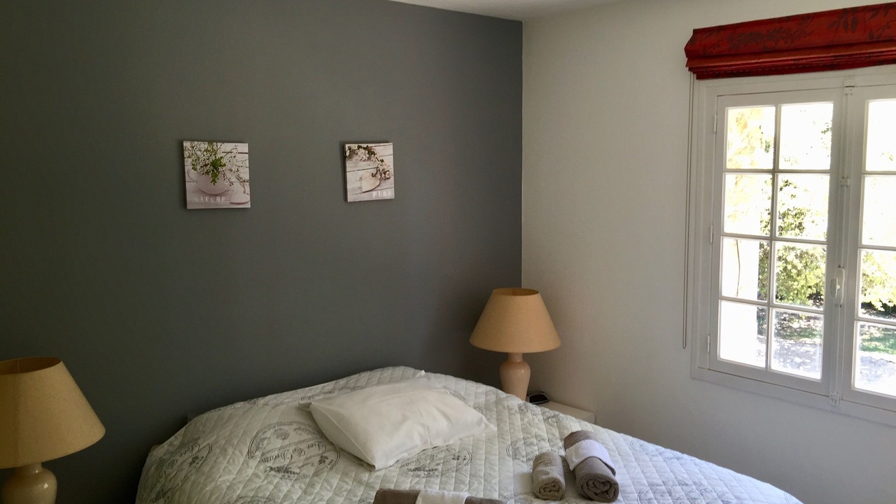 Photo of Bedroom in Suze-la-Rousse