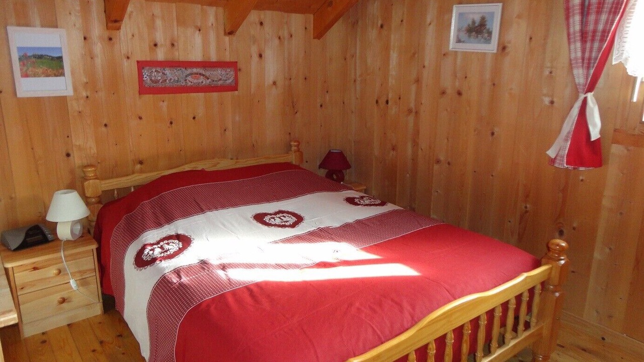 Photo of Bedroom in Le Memont