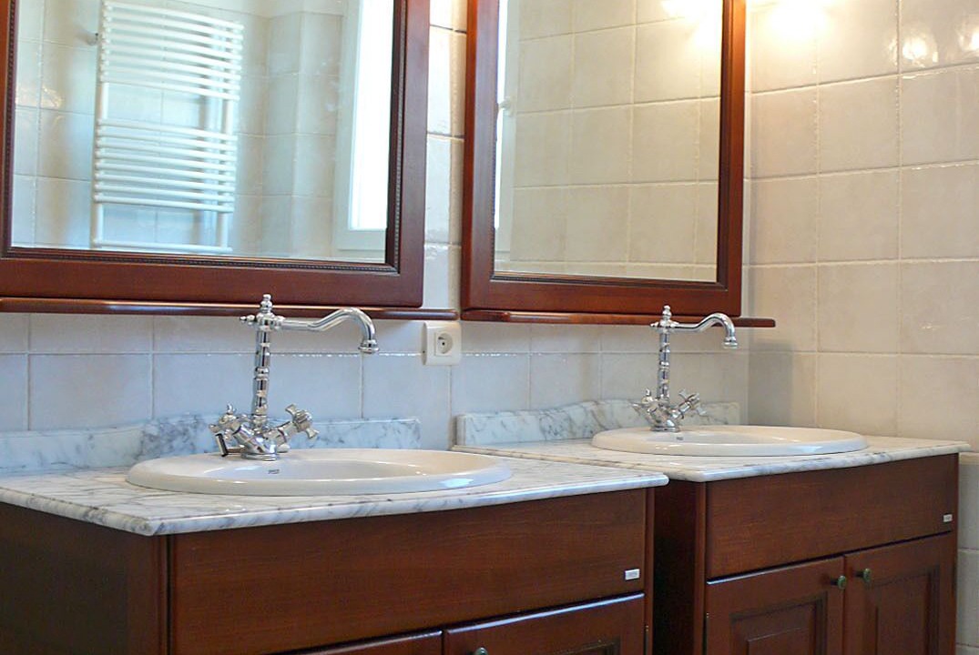 Photo of Bathroom in La Roque-sur-Pernes