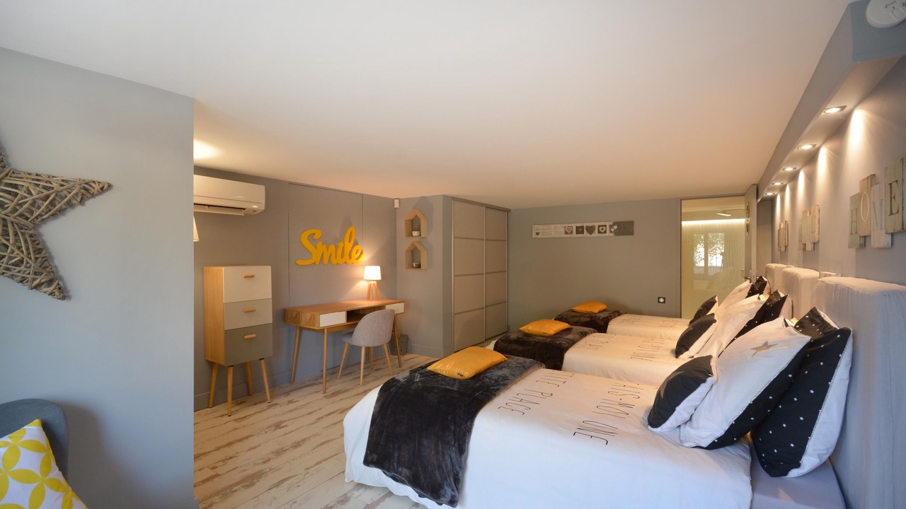 Photo of Bedroom in Saint-Romain-en-Viennois