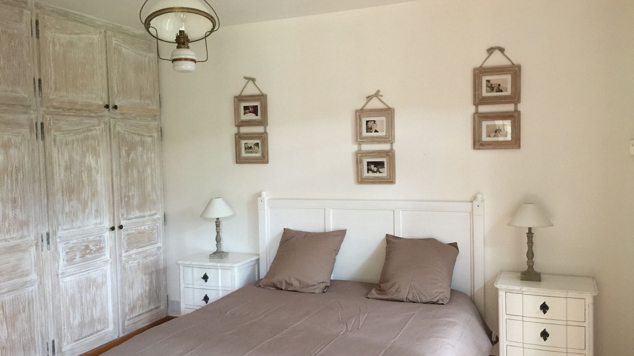 Photo of Bedroom in Saint-Dier-dʼAuvergne