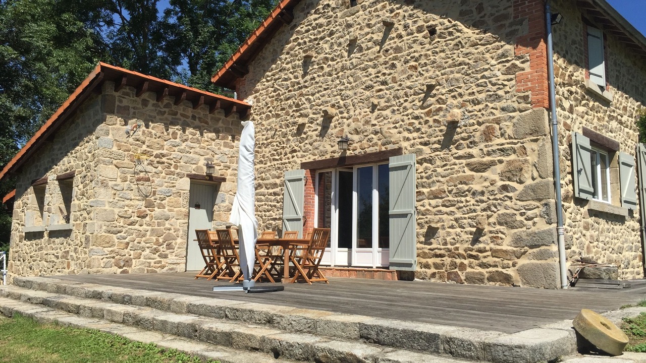 Photo of Outdoor in Saint-Dier-dʼAuvergne
