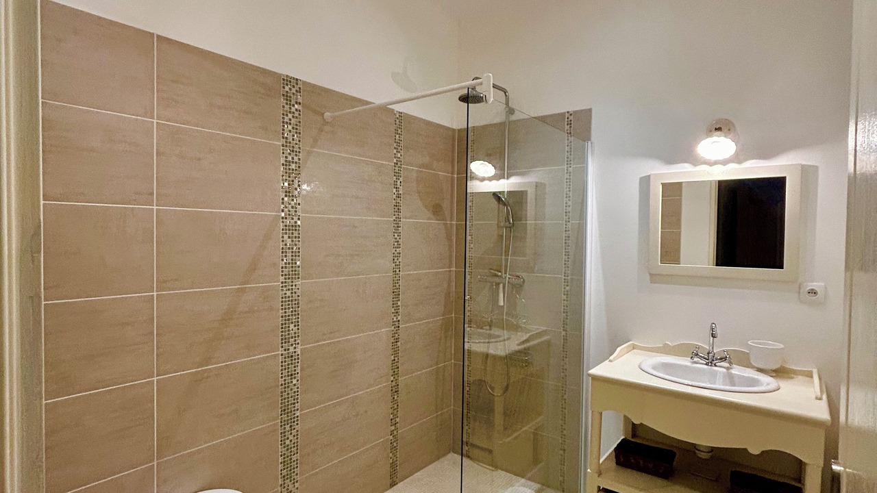 Photo of Bathroom in Richerenches