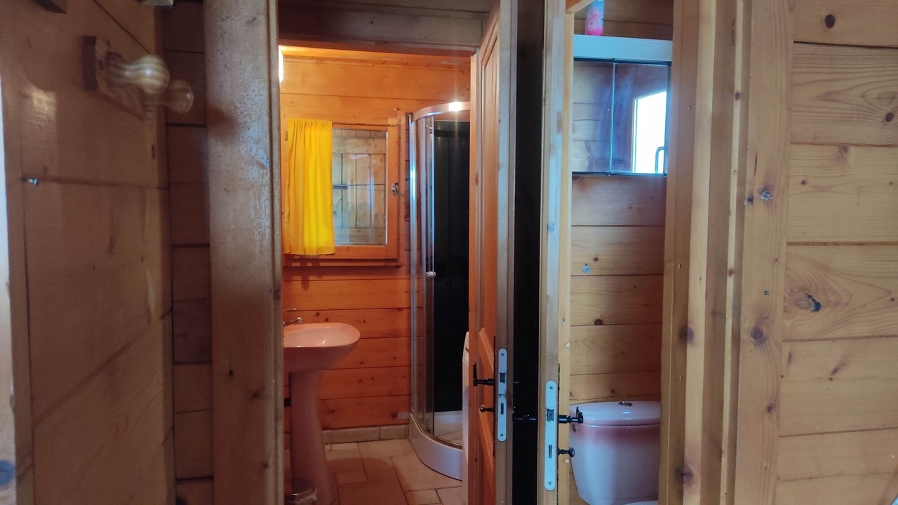 Photo of Bathroom in Cerniebaud