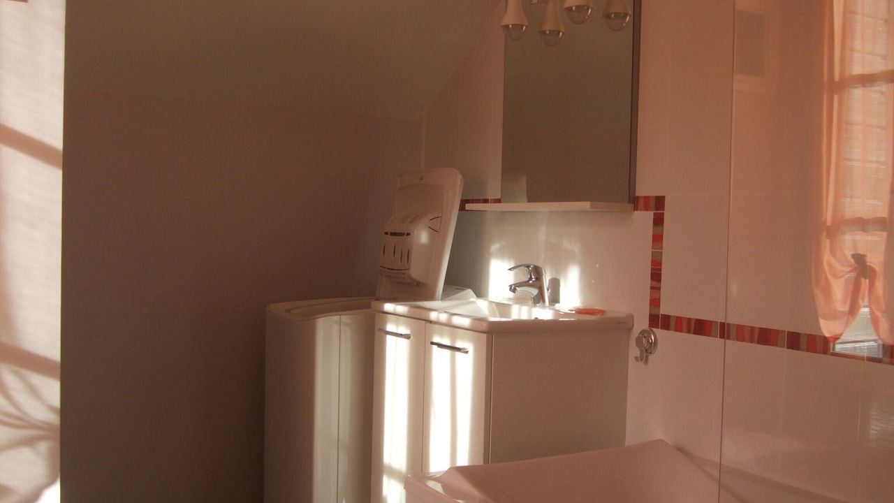 Photo of Bathroom in Autun