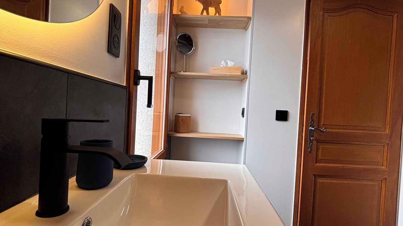 Photo of Bathroom in Cadeilhan-Trachere