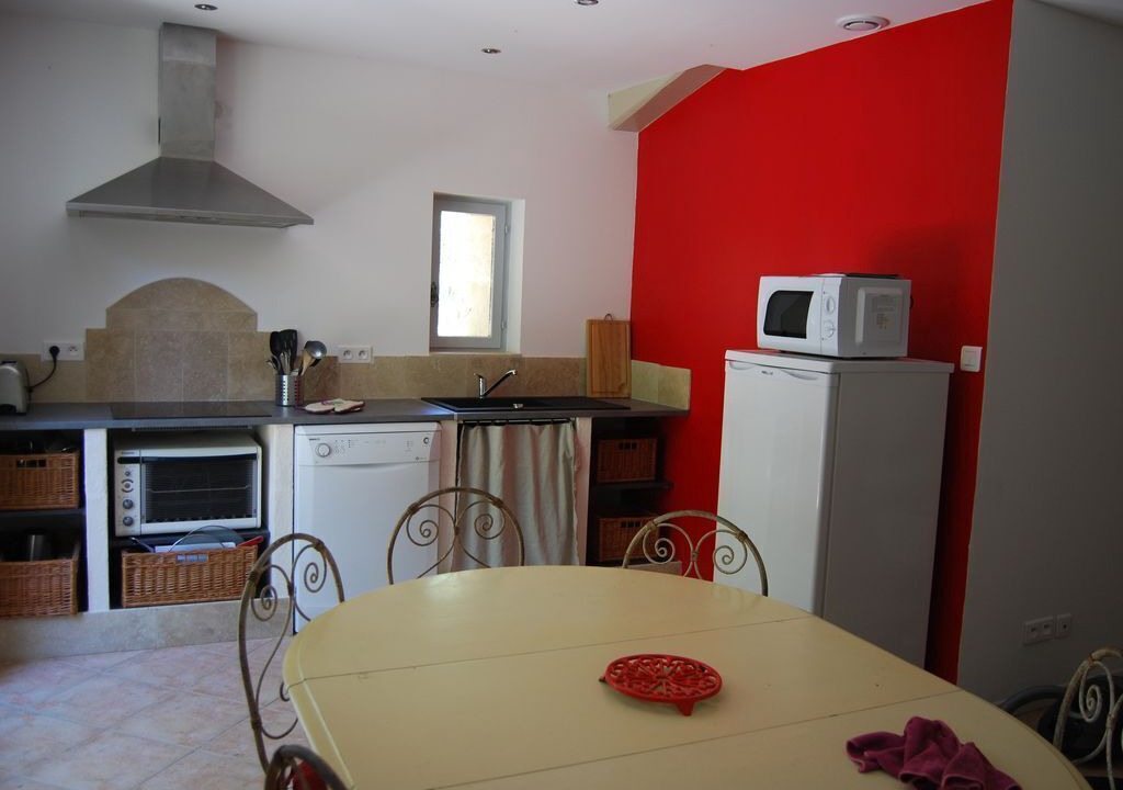 Photo of Kitchen in Loriol-du-Comtat