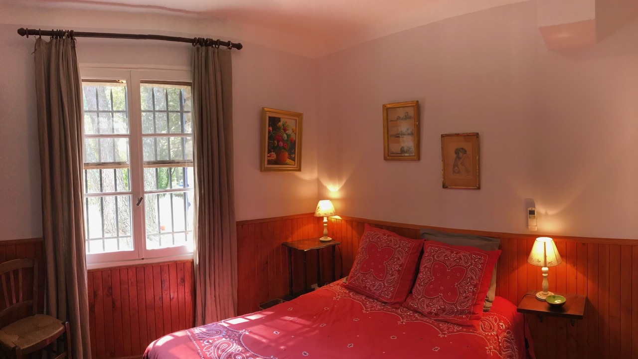 Photo of Bedroom in Mazan