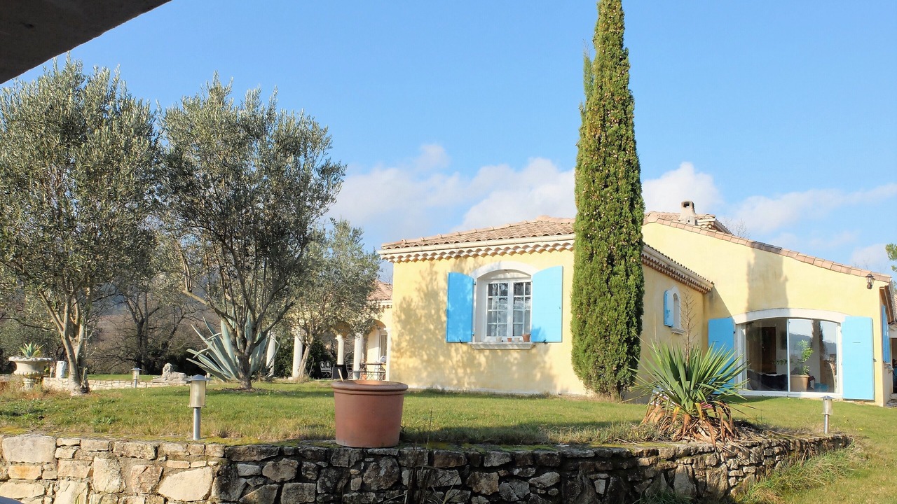 Photo of Outdoor in Alba-la-Romaine