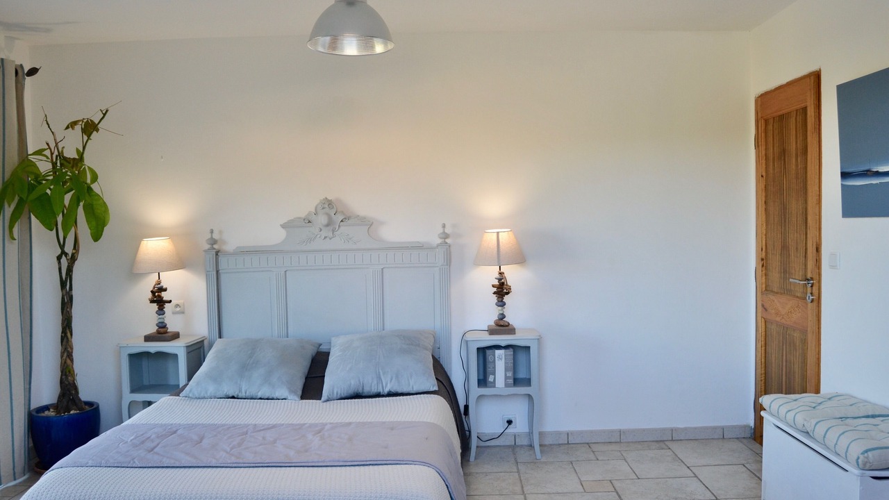 Photo of Bedroom in Alba-la-Romaine