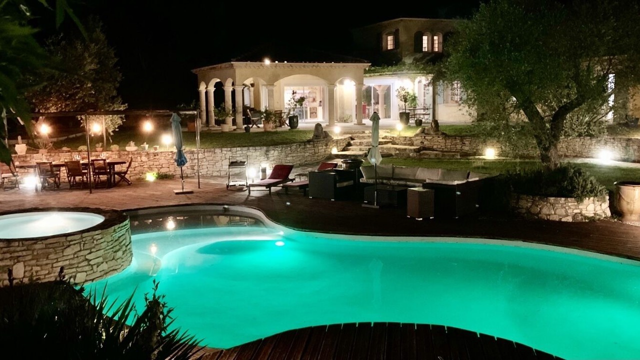 Photo of Outdoor in Alba-la-Romaine