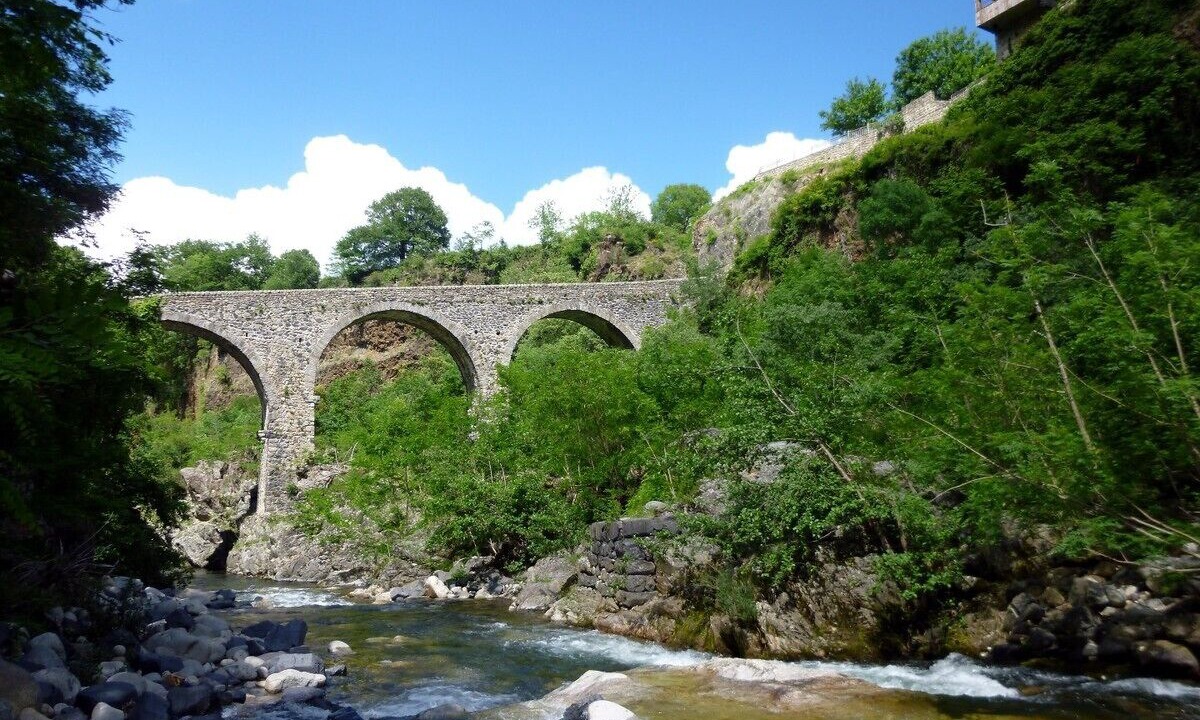 Photo of Outdoor in Fabras