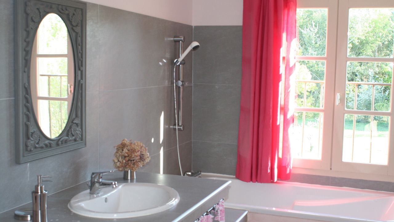 Photo of Bathroom in Mazan