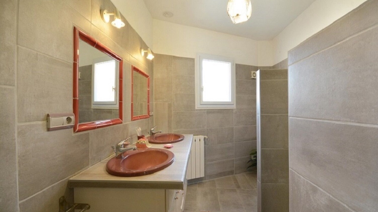 Photo of Bathroom in Saint-Didier