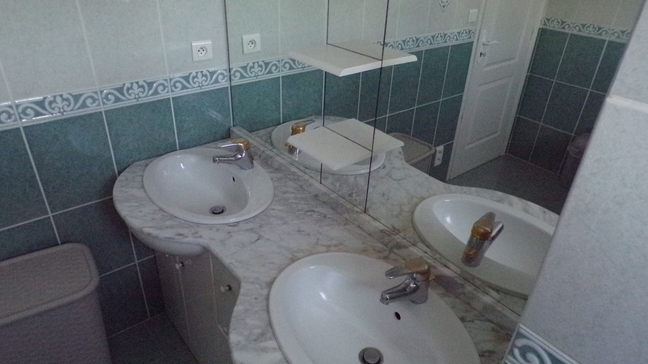 Photo of Bathroom in Lachapelle-sous-Aubenas