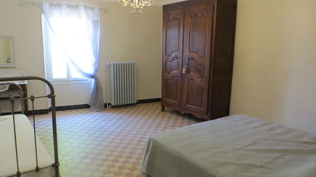 Photo of Bedroom in Sainte-Cecile-les-Vignes