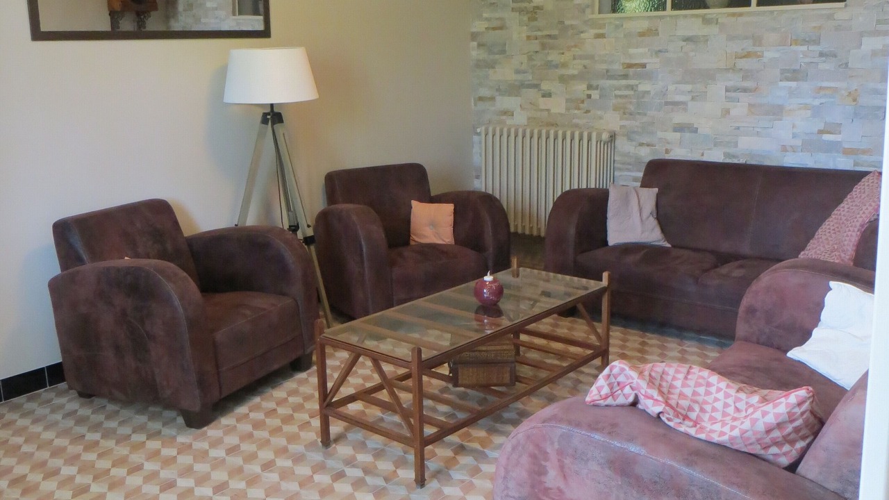 Photo of Livingroom in Sainte-Cecile-les-Vignes