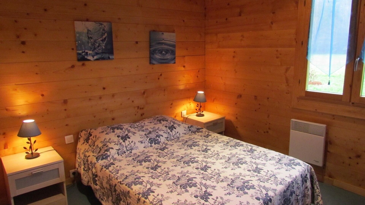 Photo of Bedroom in Commenailles