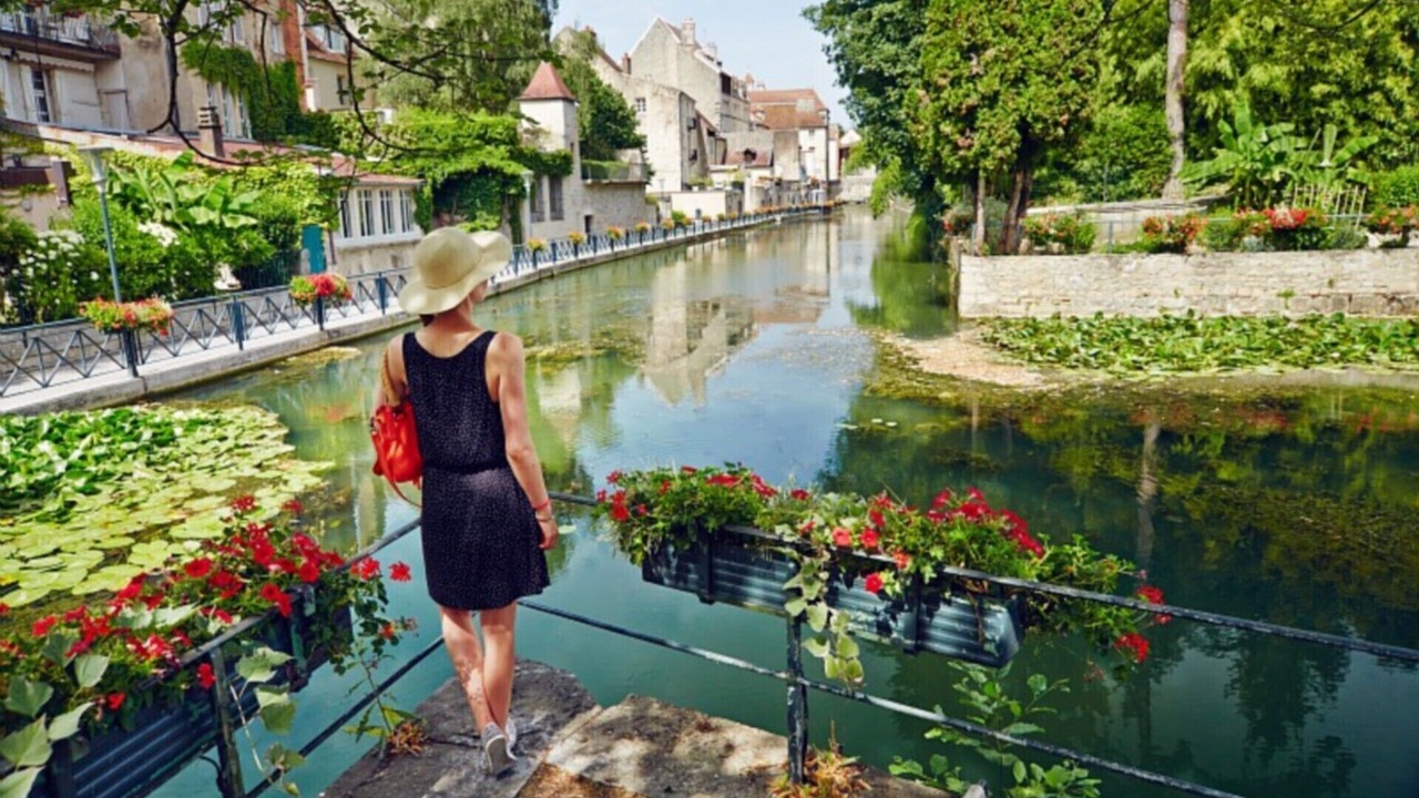 Photo of Outdoor in Commenailles