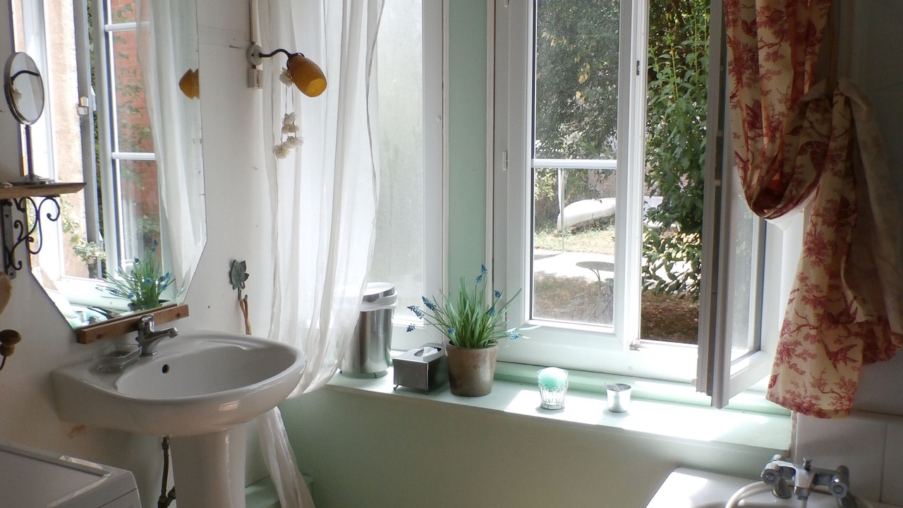 Photo of Bathroom in Gray