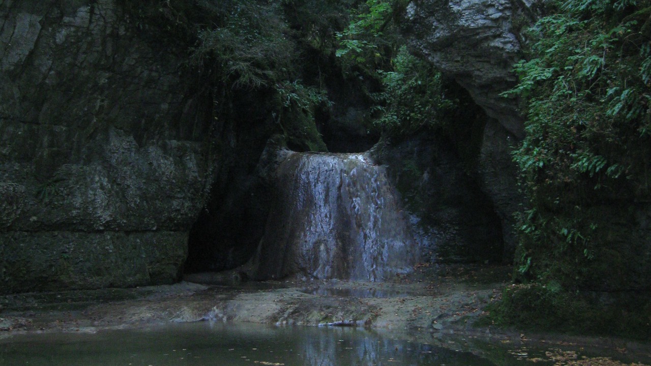Photo of Others in Amondans