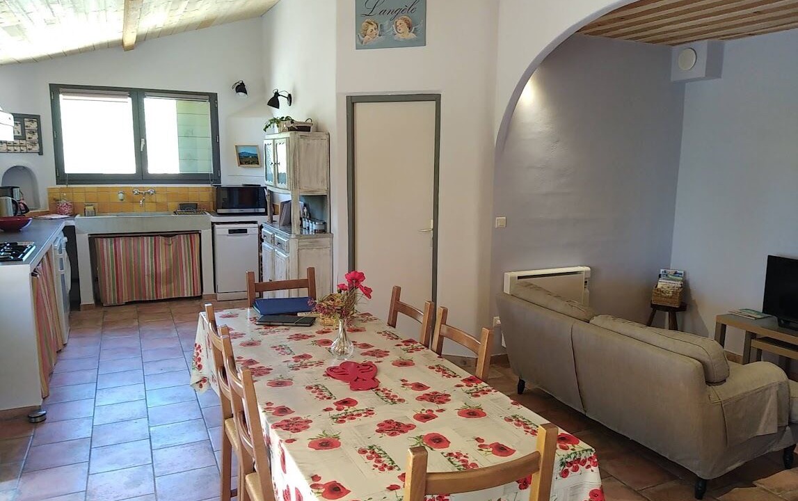 Photo of Others in Saint-Hippolyte-le-Graveyron
