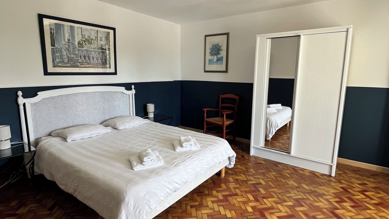 Photo of Bedroom in Mormoiron