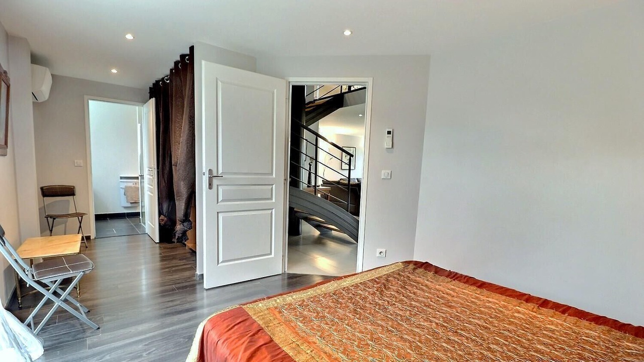 Photo of Bedroom in Aubenas