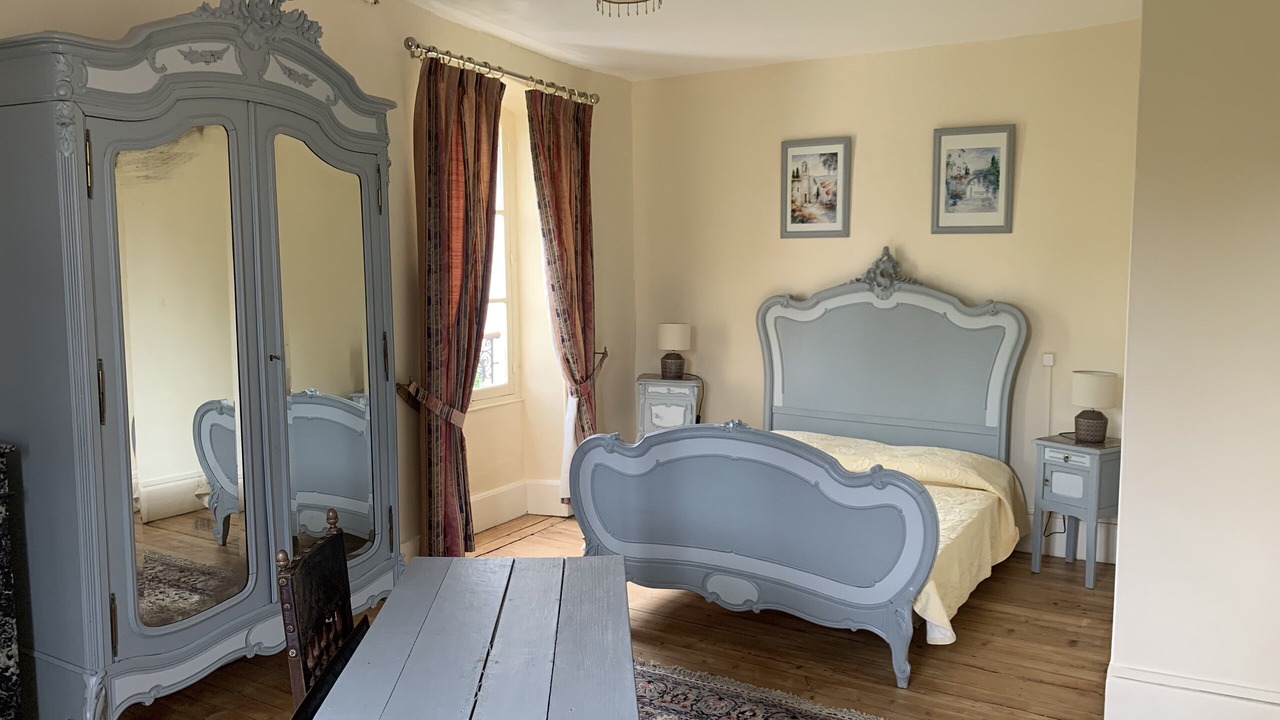 Photo of Bedroom in Accolay