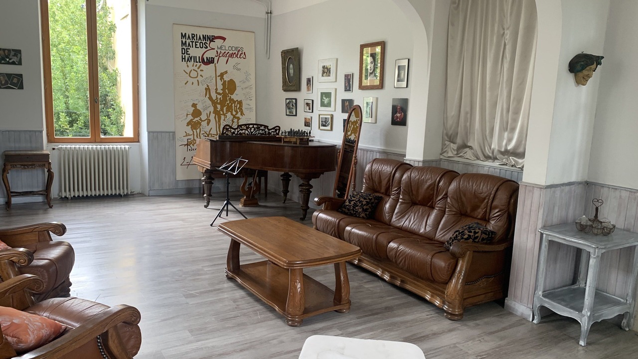 Photo of Livingroom in Accolay