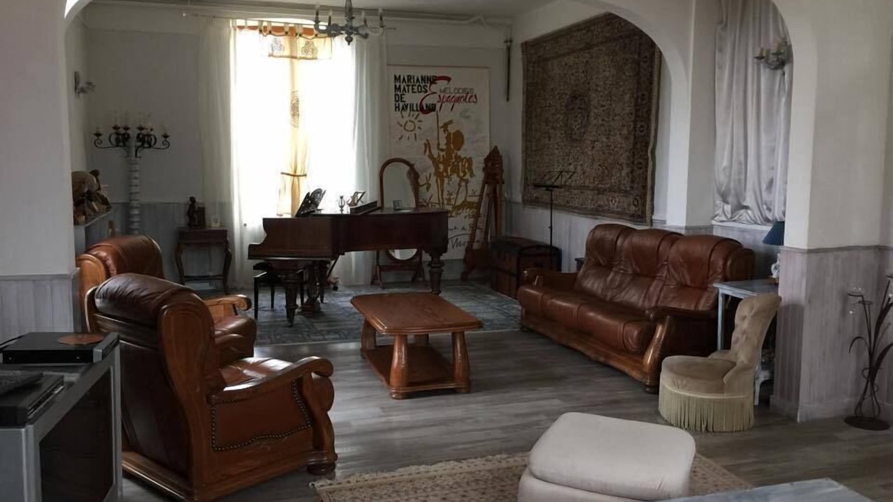 Photo of Livingroom in Accolay