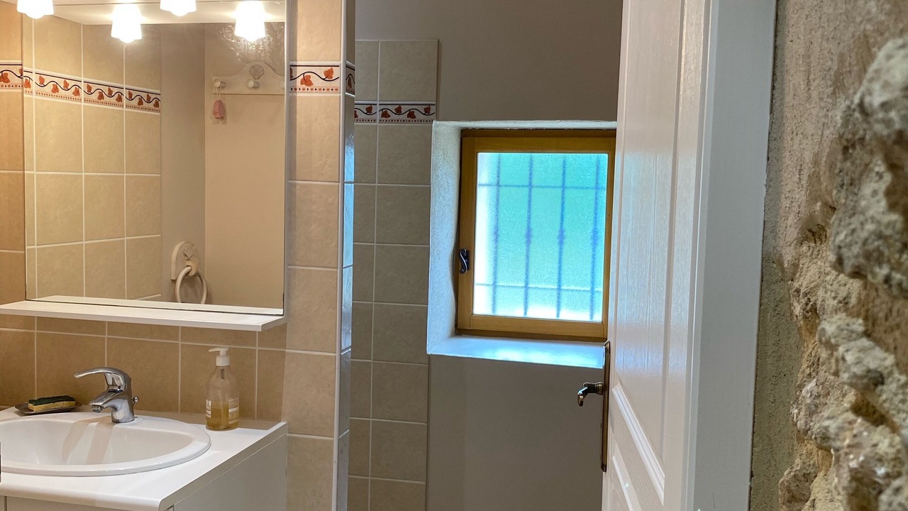 Photo of Bathroom in Aubignan