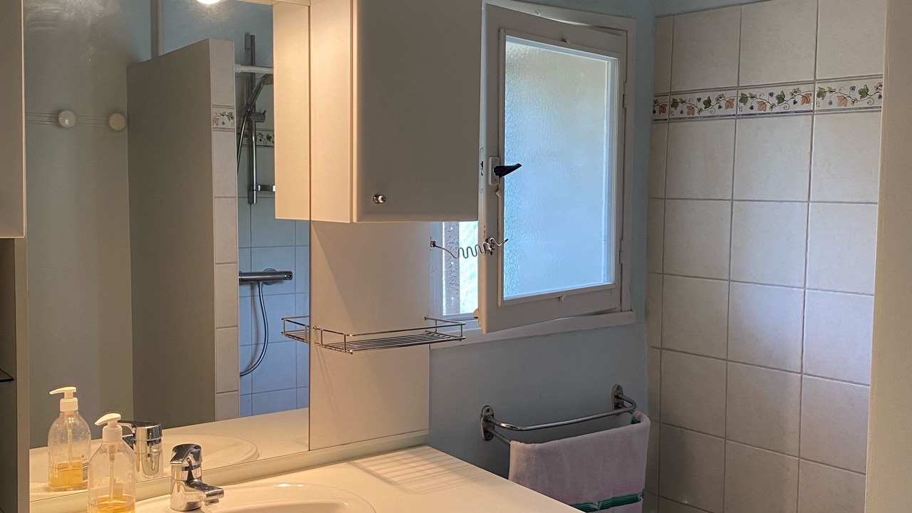Photo of Bathroom in Aubignan