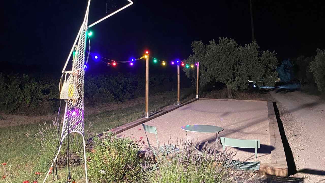 Photo of Outdoor in Caromb