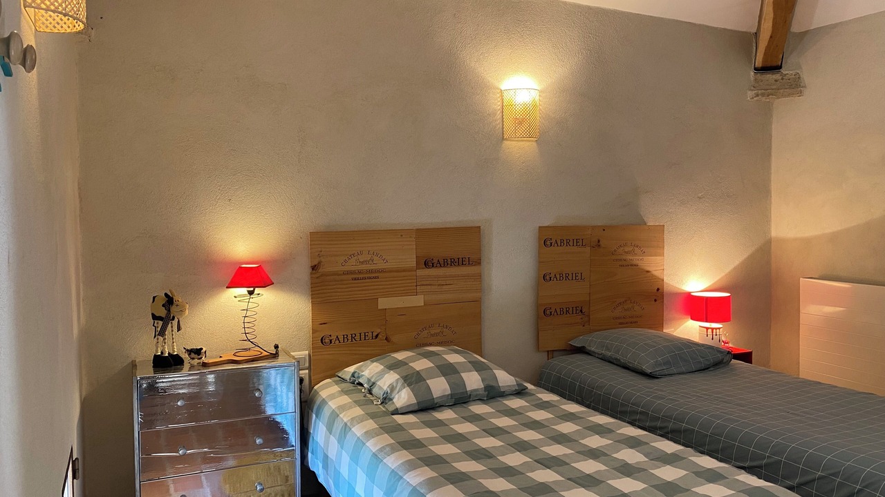 Photo of Bedroom in Caromb