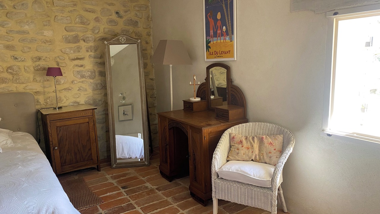 Photo of Bedroom in Caromb