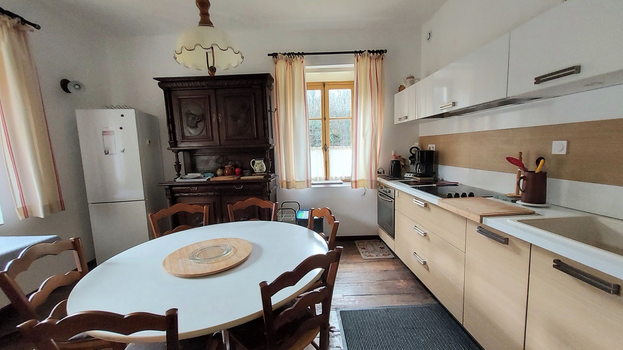 Photo of Kitchen in Montigny-les-Cherlieu